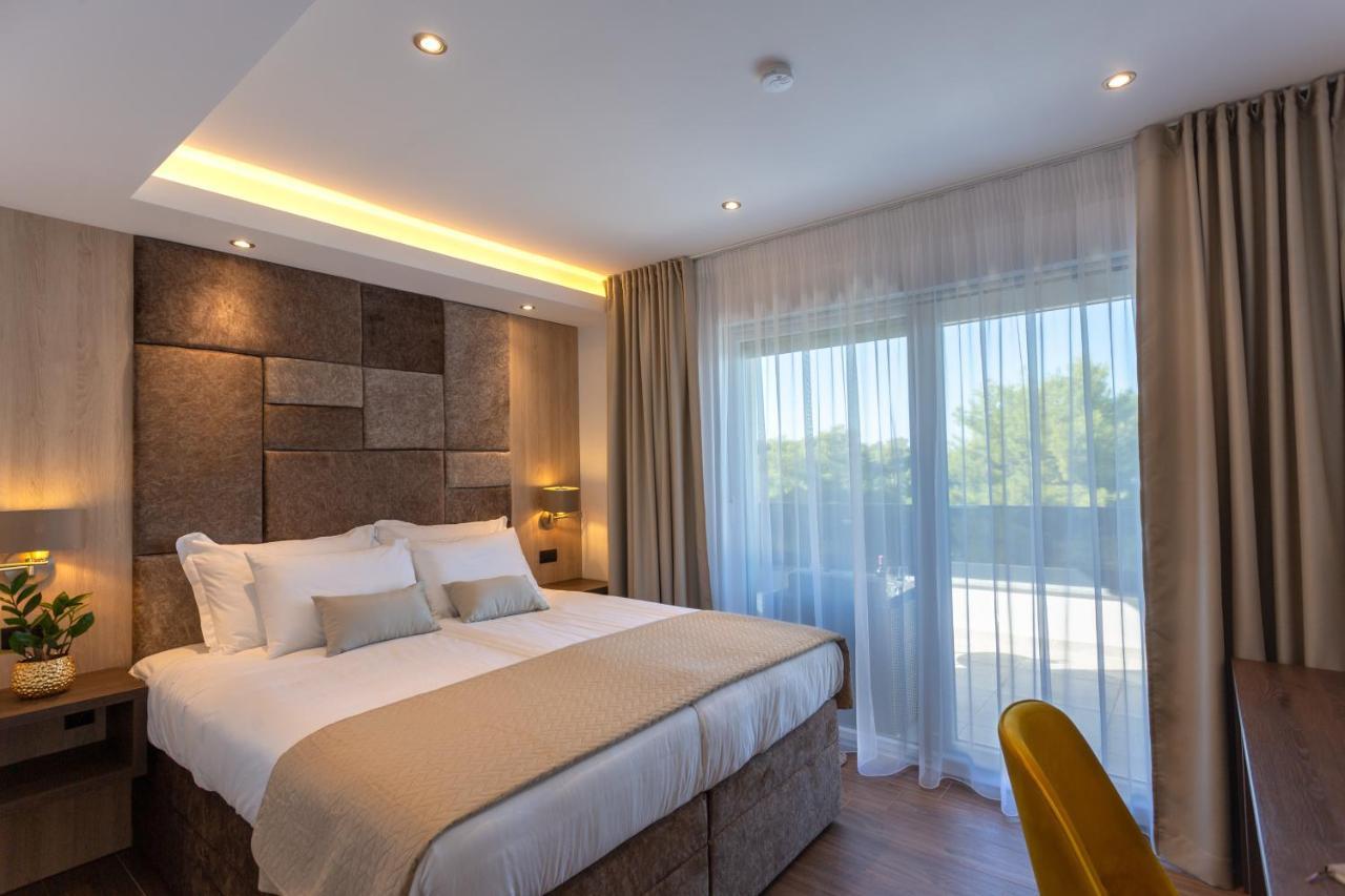 Villa Fortis B&B Trogir Exterior foto